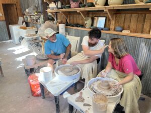 Pottery lessons for couples